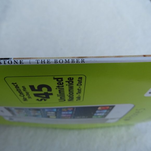 Rolling Stone Magazine Boston Bomber 2013 in Like New Condition - Picture 7 of 8